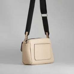 Hot Bandolera bombeada solapa NYC Bolsos Y Carteras