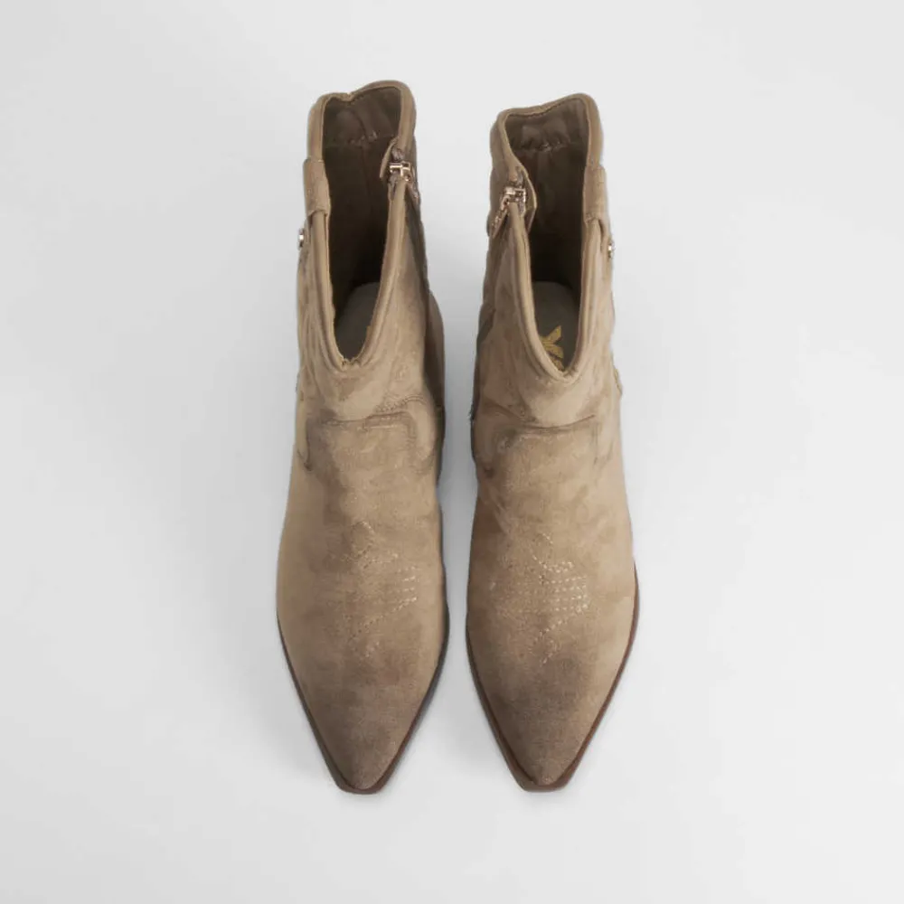 bota_tacn_campera_beige_x_SKUgx64uut20D_1.webp Bota tacón campera beige Mujer Botines Tacón