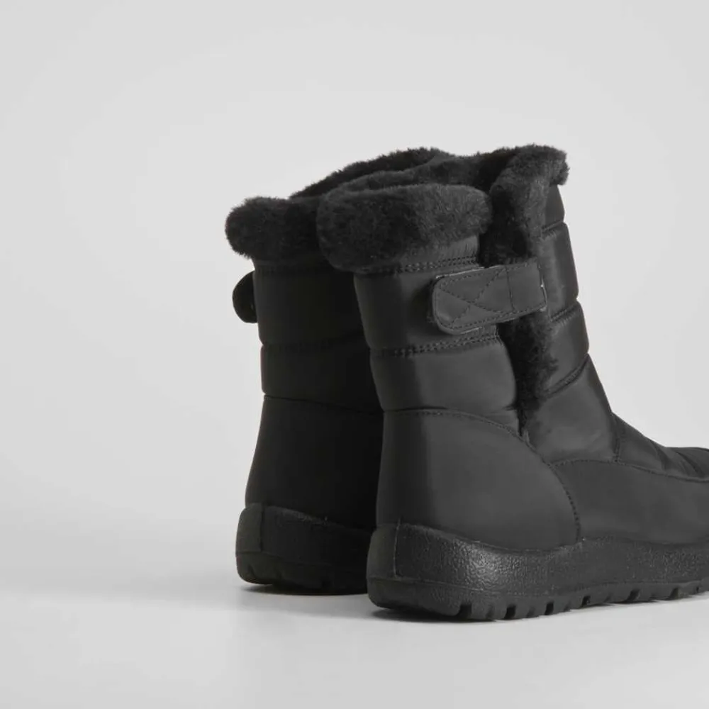 botn_bsico_de_nylon_comfe_SKU3Uapv5je8d_2.webp Outlet Botín básico de nylon Mujer Apreski