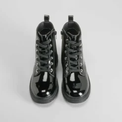 Sale Botín plano charol fantasía negro OH GIRL Botines