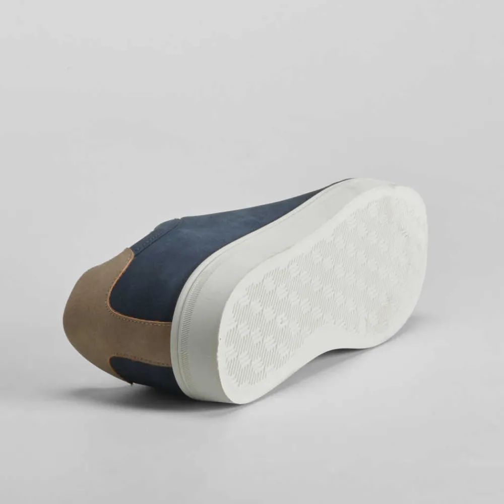 deportiva_casual_azul_mar_SKU6SifcRmKYd_3.webp Outlet Deportiva casual azul marino y beige Hombre Sneakers