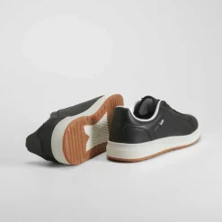 Outlet Deportiva casual negra Hombre Sneakers