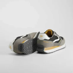 Sale Deportiva casual retro gris Hombre Sneakers