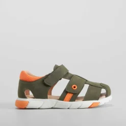 Sandalia cerrada casual verde Sandalias