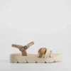 Clearance Sandalia cuña de piel beige OH GIRL Sandalias