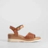 New Sandalia cuña perfos camel Mujer Sandalias Cuña