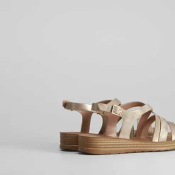 Sandalia dorada plana y grabada Mujer Sandalias Planas