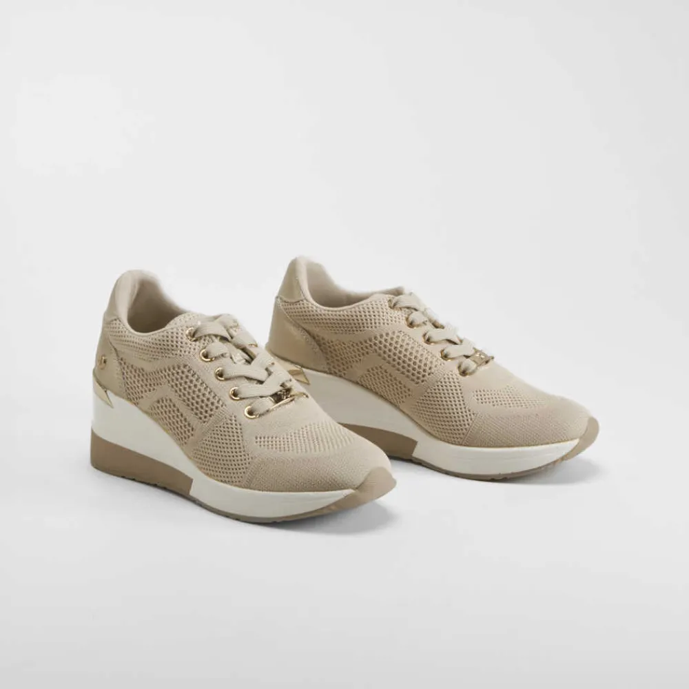 sneaker_cua_beige__xti_SKUuKrvoSbh4b_2.webp Outlet Sneaker cuña beige Mujer Sneakers