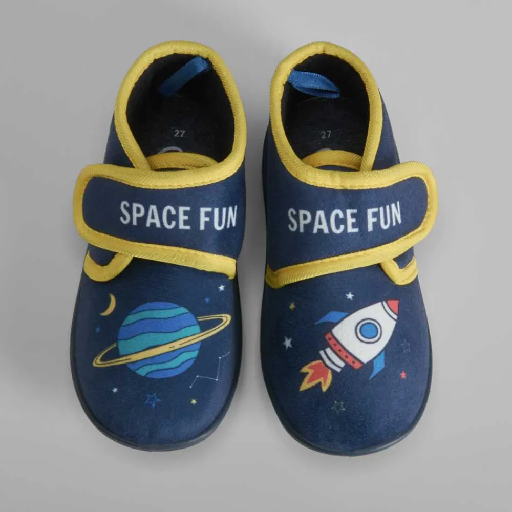 zapatilla_casa_alta_espac_SKUzKzuR66CzO_3.webp Clearance Zapatilla casa alta espacio Zapatillas Casa