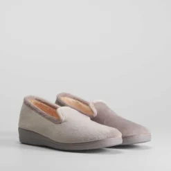 Zapatilla casa cerrada gris claro Mujer Zapatillas Casa