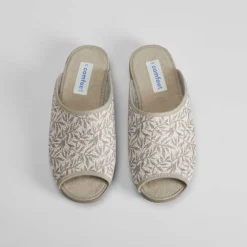 New Zapatilla de casa estampada beige Mujer Zapatillas Casa